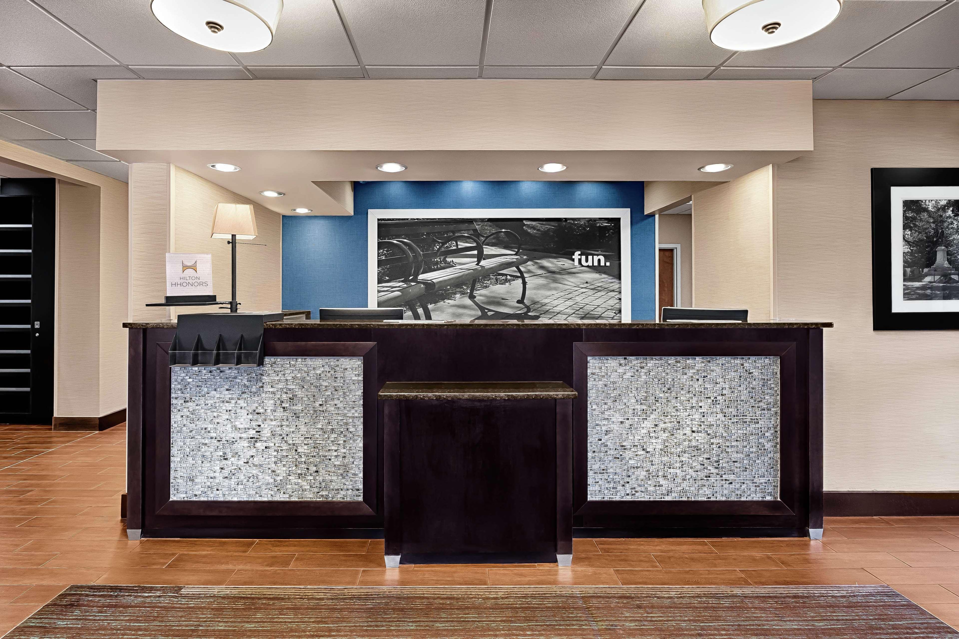 Hampton Inn מורגנטון מראה חיצוני תמונה